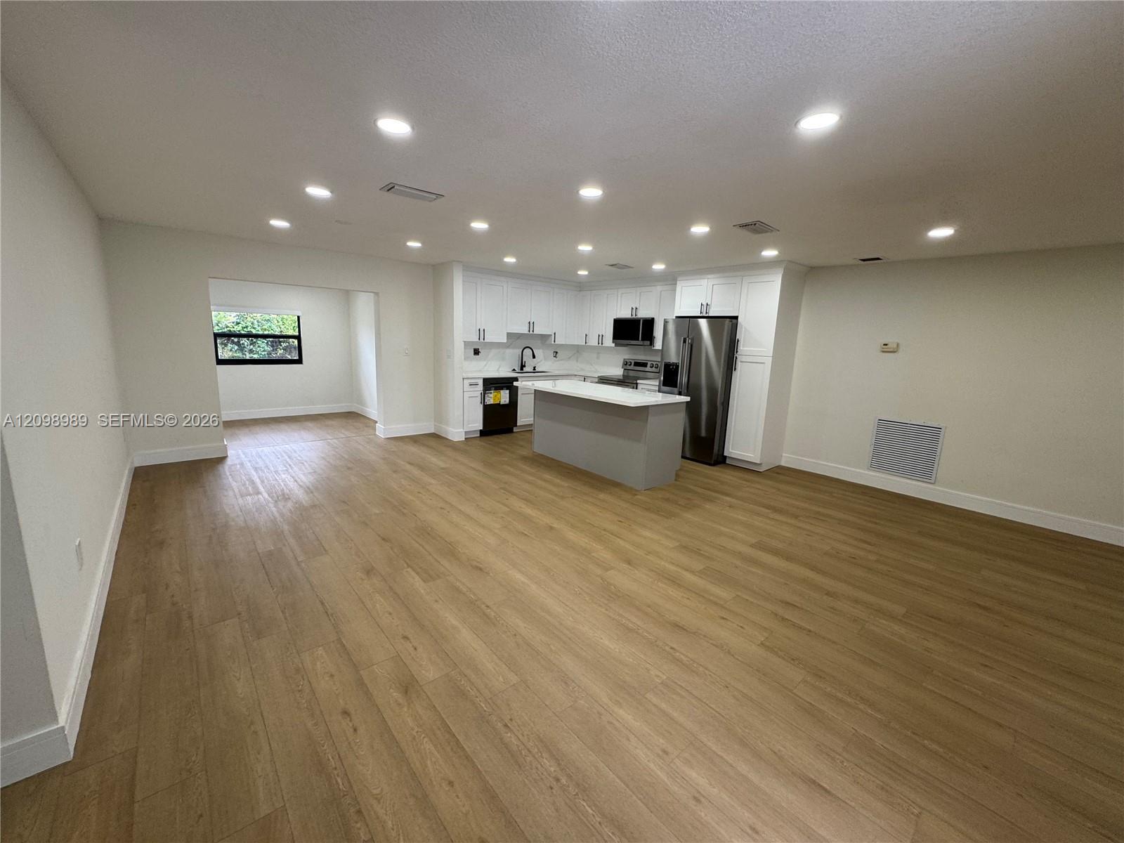 13354 SW 1st Ter, Miami FL 33184 photo 4