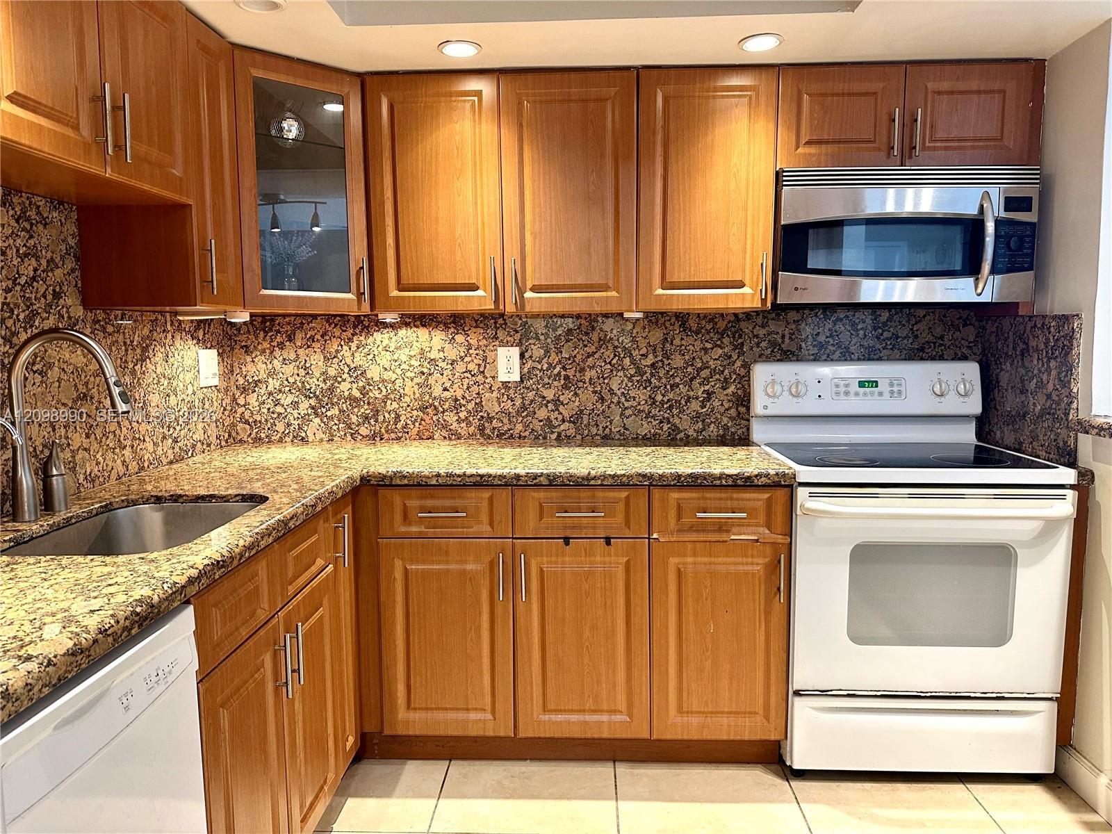 2101 Atlantic Shores Blvd # 408, Hallandale Beach FL 33009