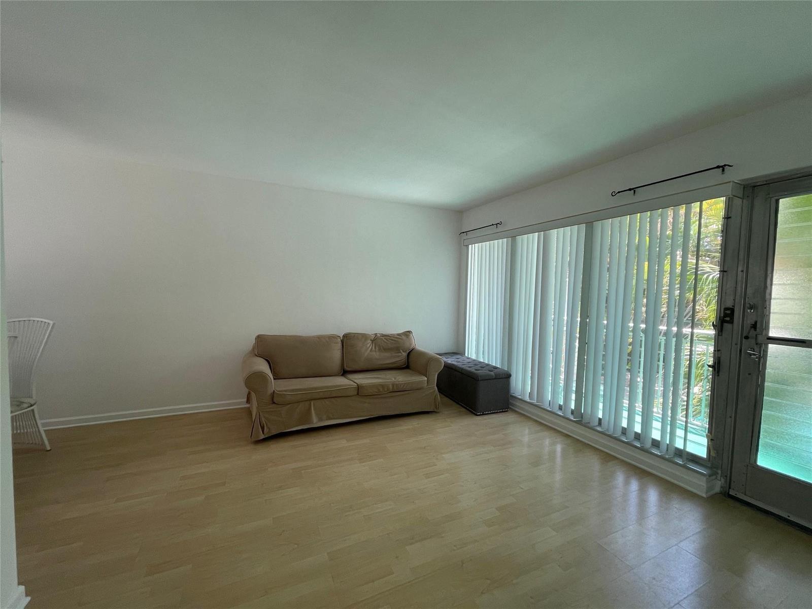 77 HENDRICKS Isle # 9, Fort Lauderdale FL 33301 photo 3