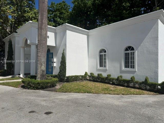 2520 S Dixie Hwy, Miami FL 33133 photo 2