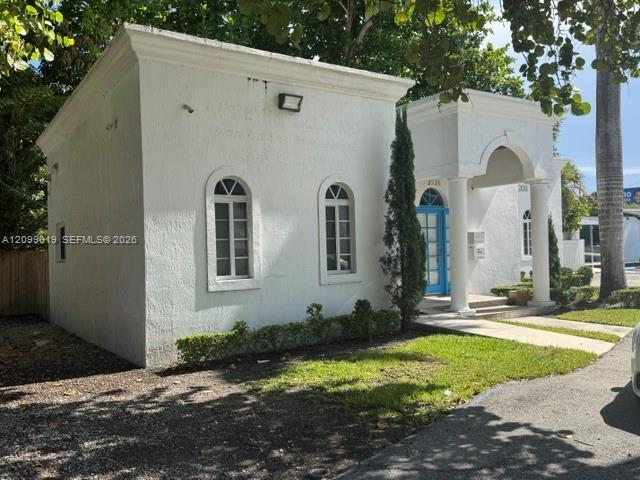 2520 S Dixie Hwy, Miami FL 33133