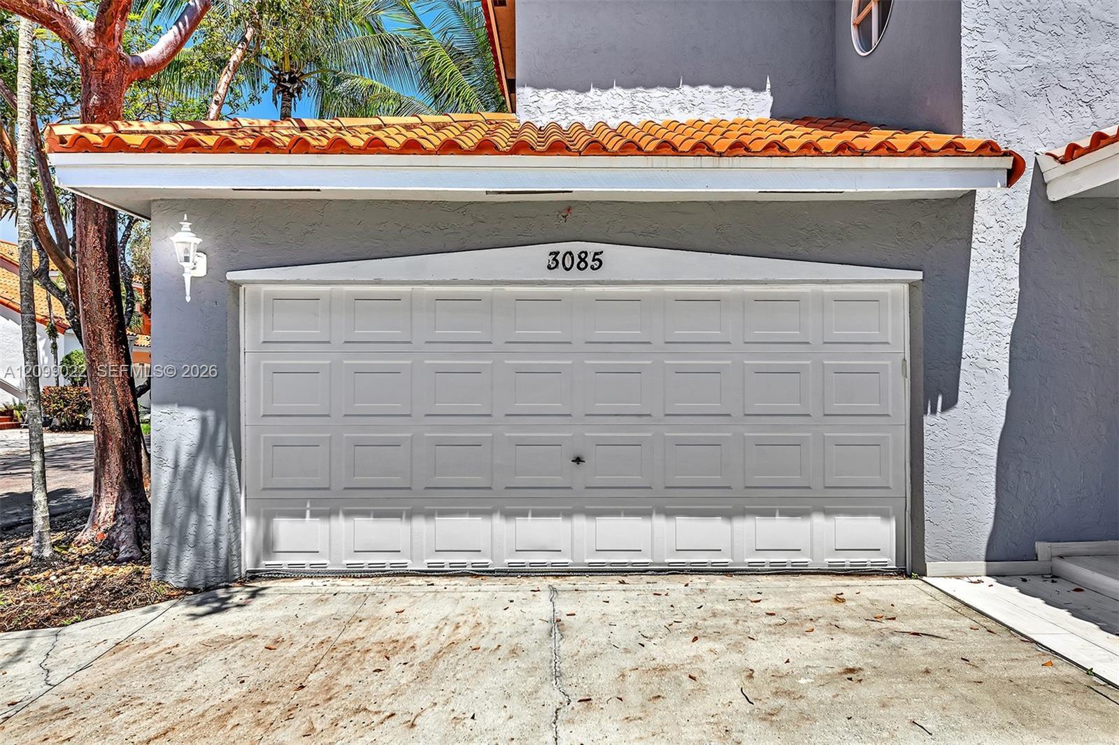 3085 N 36th Ave, Hollywood FL 33021 photo 4