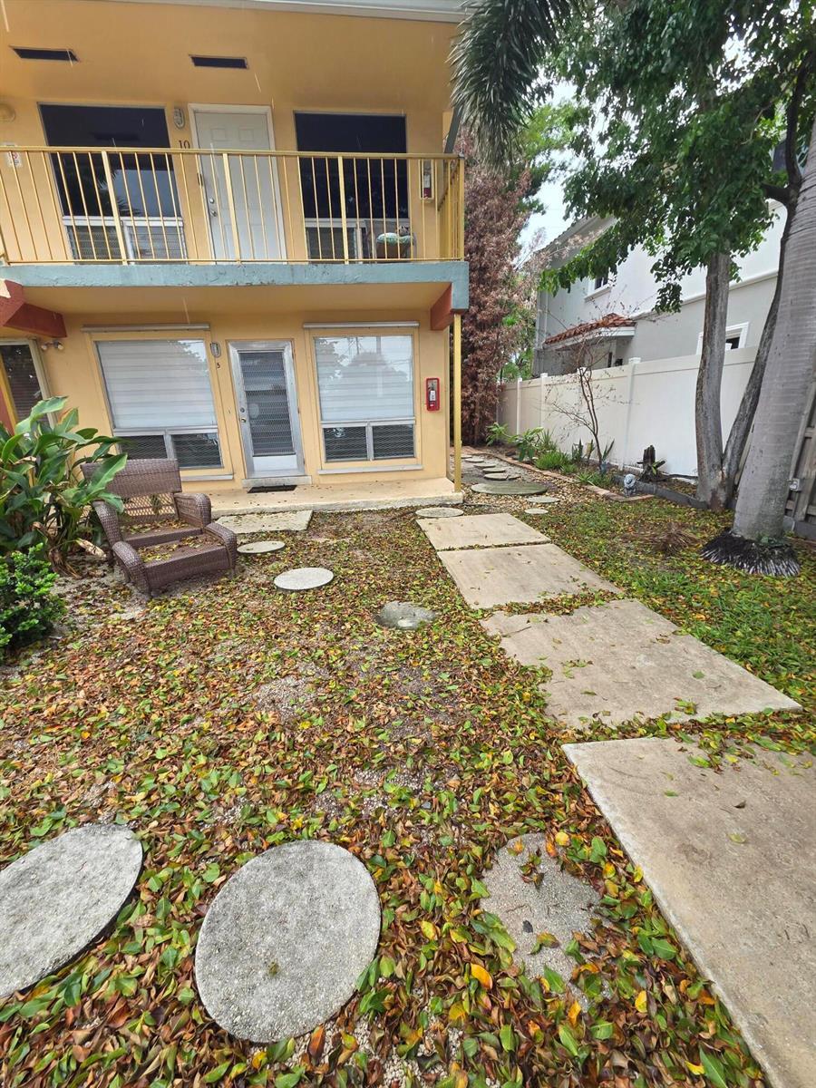 2716 NE 30TH Place # 105C, Fort Lauderdale FL 33306 photo 2
