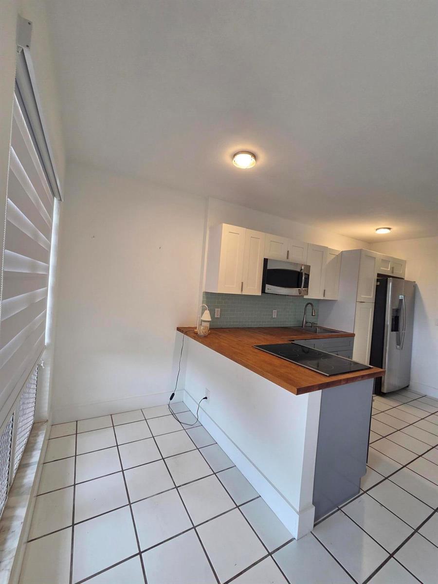 2716 NE 30TH Place # 105C, Fort Lauderdale FL 33306 photo 3