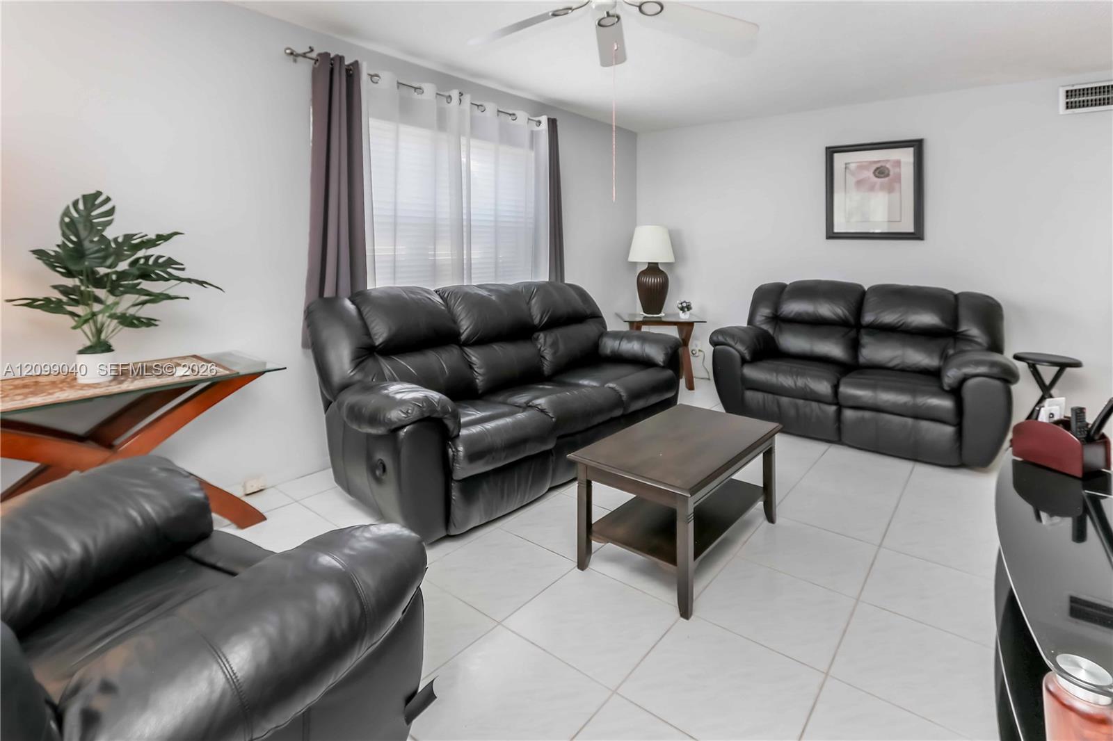 1550 N 12th Ct # 1A, Hollywood FL 33019 photo 5