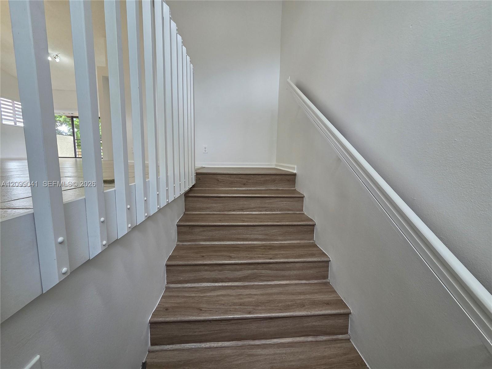 16 Via De Casas Sur # 201, Boynton Beach FL 33426 photo 4