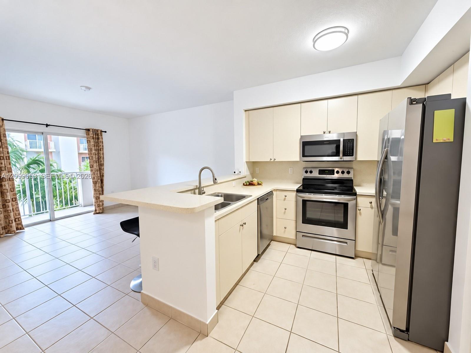 11060 SW 196th St # 303, Cutler Bay FL 33157 photo 2