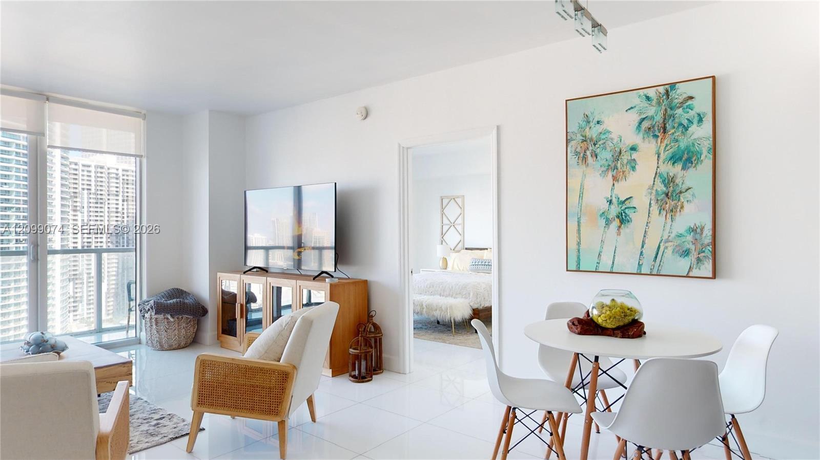 500 Brickell Ave # 3405, Miami FL 33131 photo 2