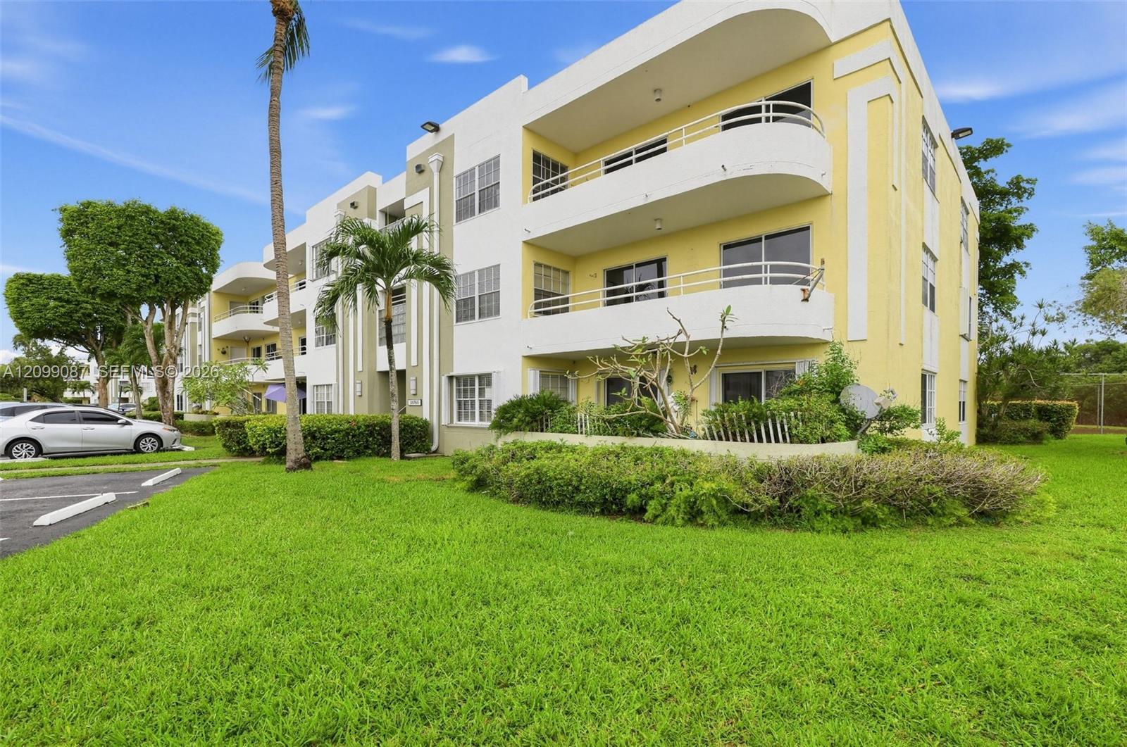 10765 SW 108th Ave # 301, Miami FL 33176 photo 3