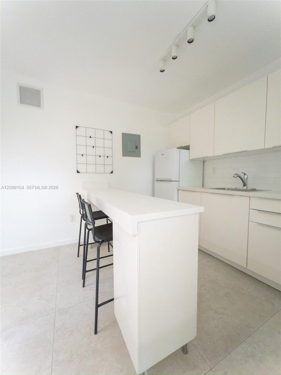 3676 Oak Ave # 1, Miami FL 33133 photo 5