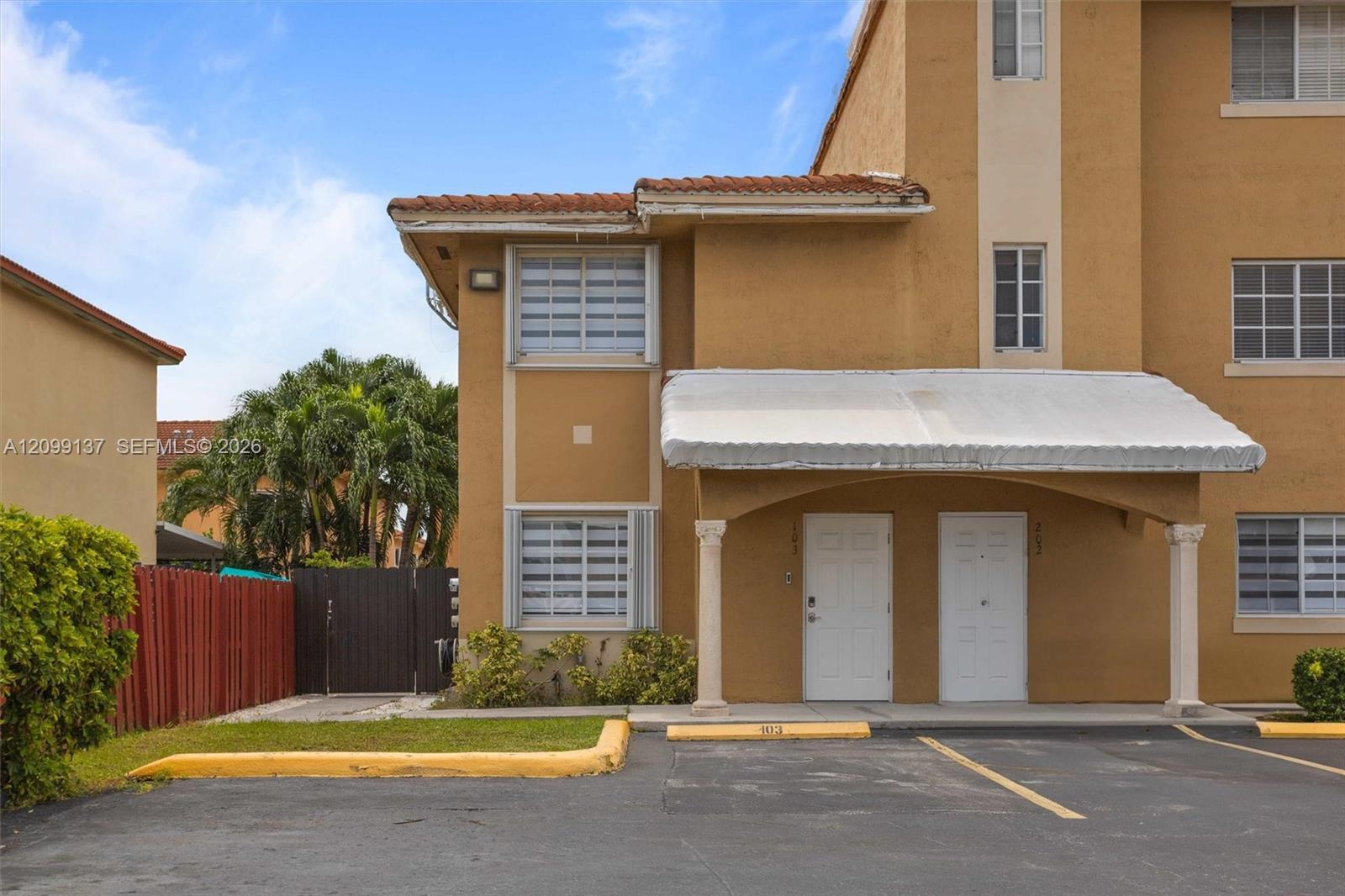 3378 W 80th St # 103, Hialeah FL 33018
