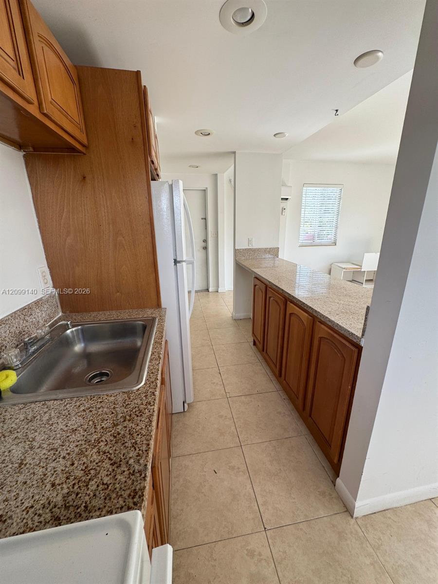 7130 Rue Versailles # 11, Miami Beach FL 33141 photo 5