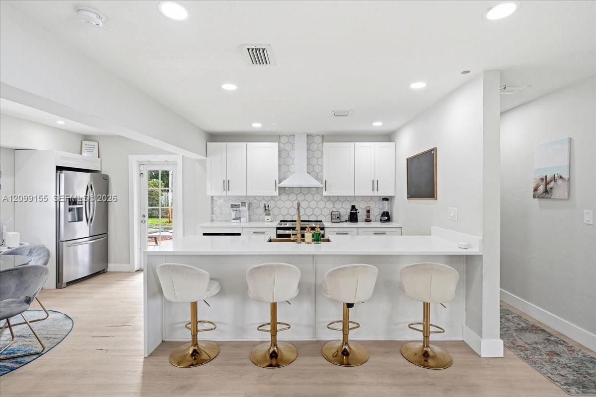 1612 NW 10th Ave, Fort Lauderdale FL 33311 photo 2
