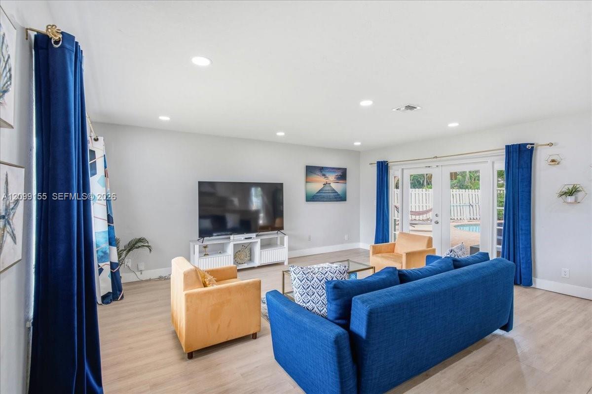1612 NW 10th Ave, Fort Lauderdale FL 33311 photo 5
