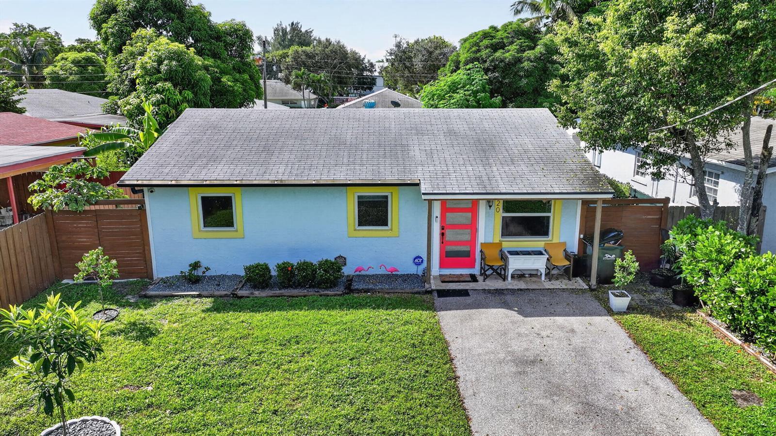 220 Reigle Avenue, Delray Beach FL 33444 photo 2