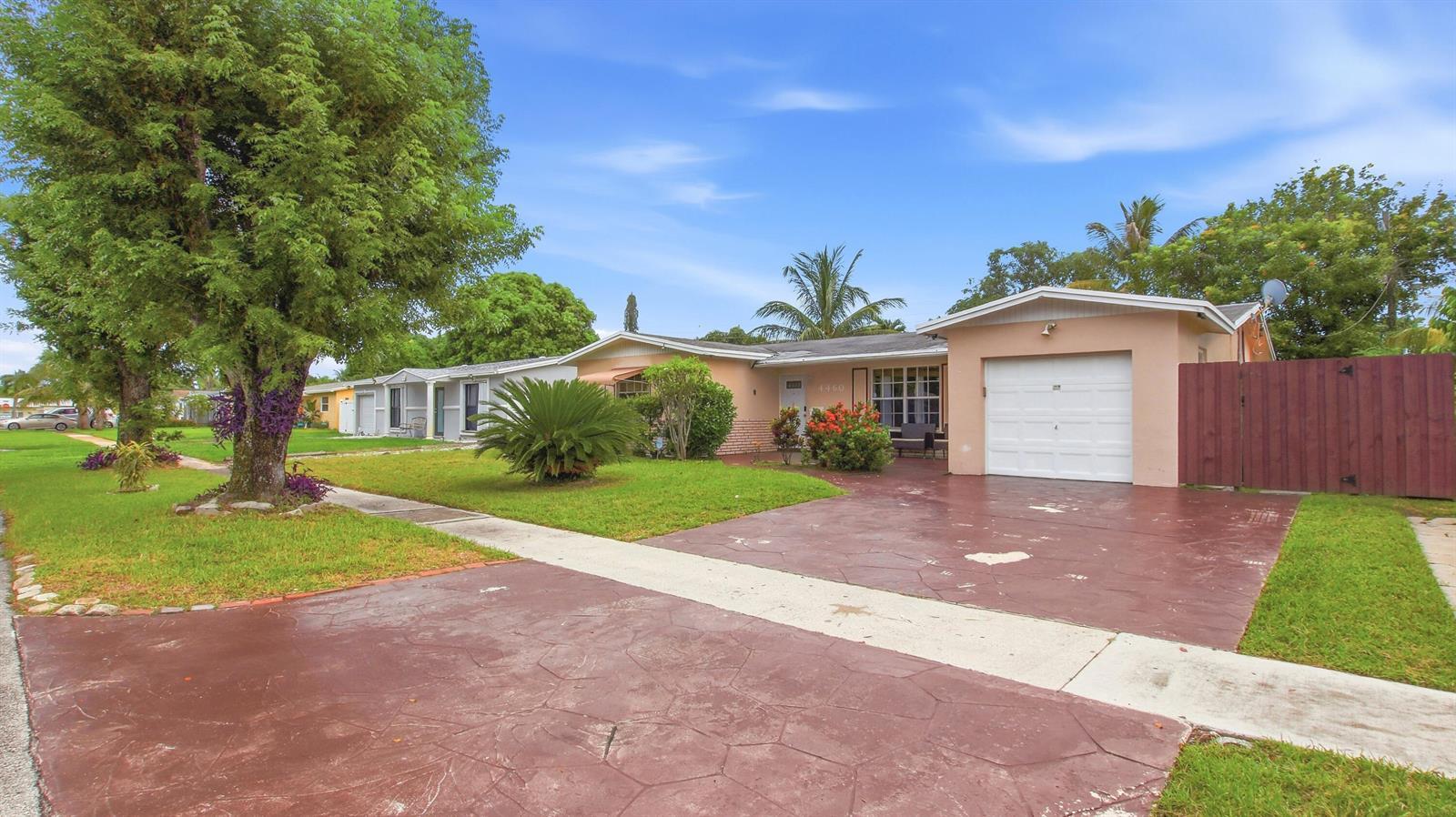 4460 NW 24TH Street, Lauderhill FL 33313 photo 2