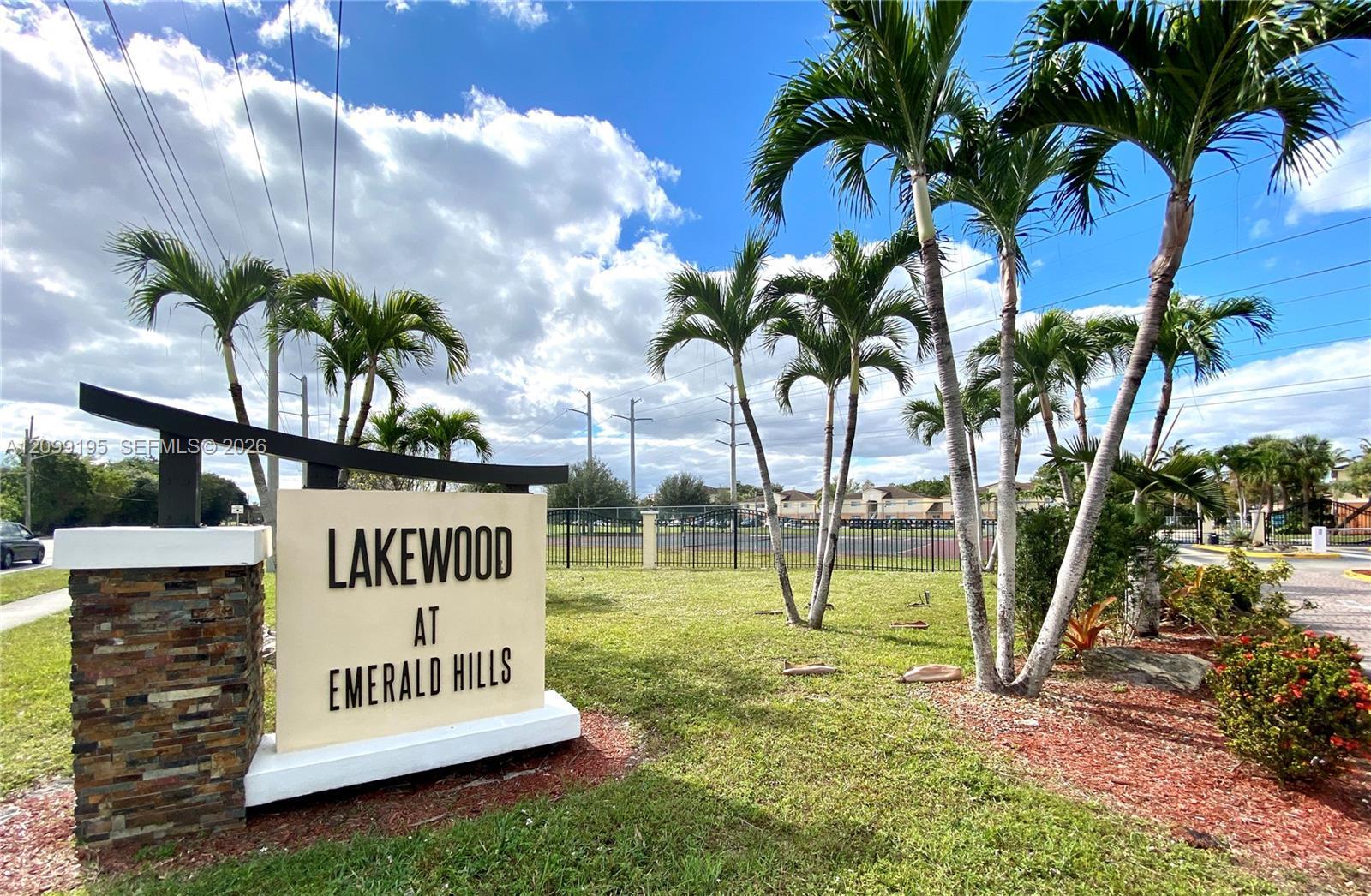 3670 N 56th Ave # 717, Hollywood FL 33021