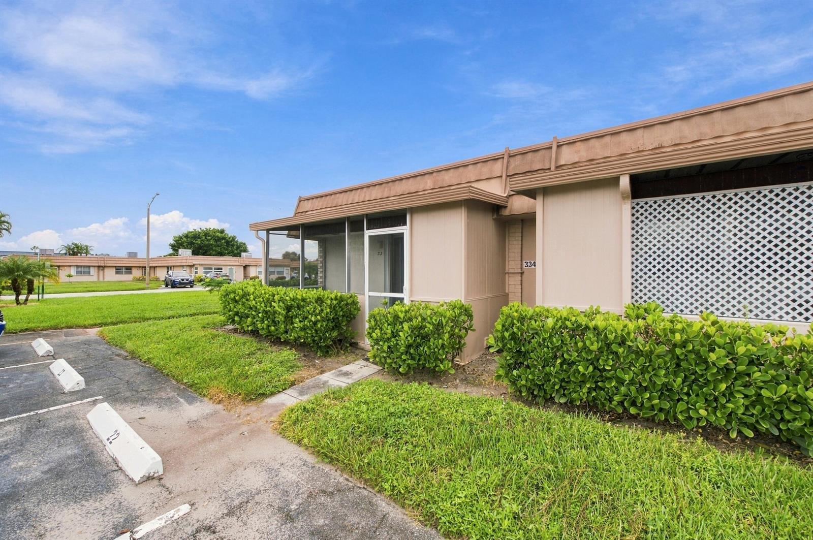 334 Seville N, Delray Beach FL 33446 photo 5