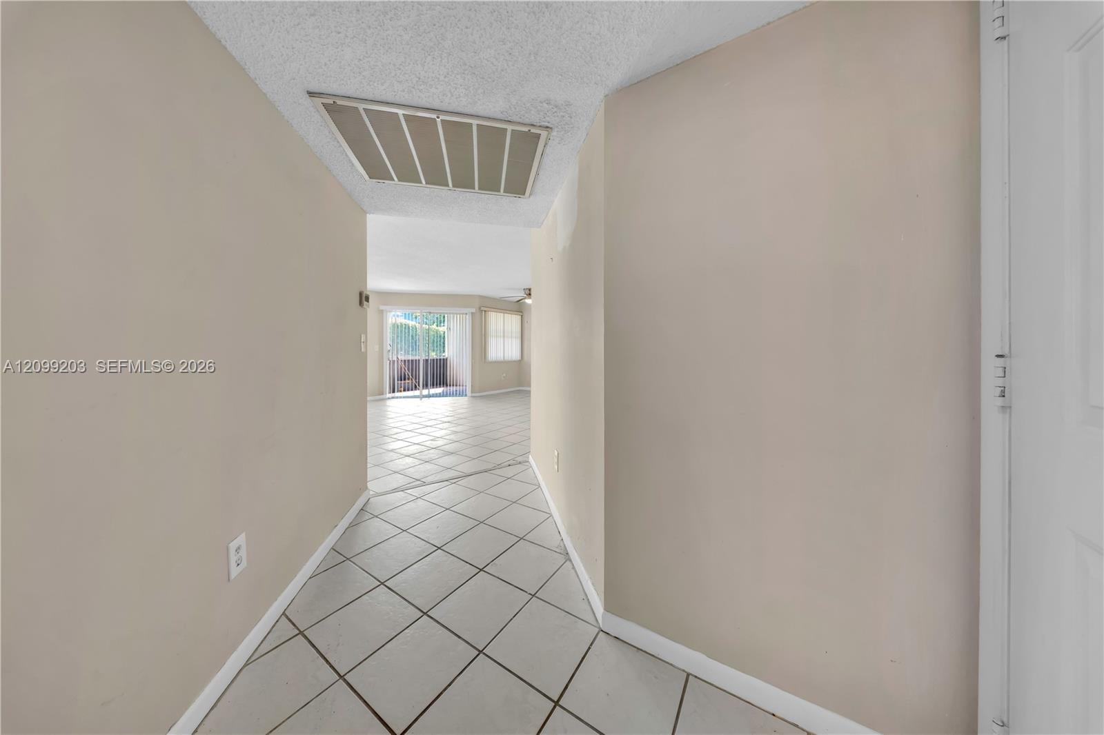 2257 SE 27th Dr, Homestead FL 33035 photo 3