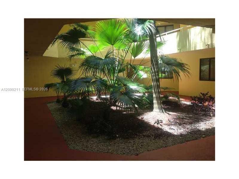 8215 SW 152nd Ave # 312, Miami FL 33193 photo 2