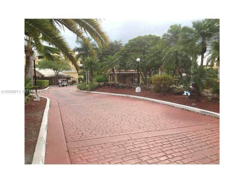 8215 SW 152nd Ave # 312, Miami FL 33193 photo 3