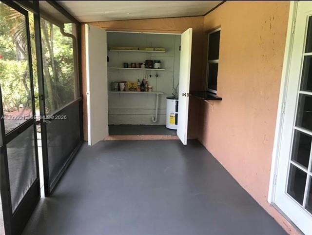 20 Laredo Pl # 1, Davie FL 33324 photo 2