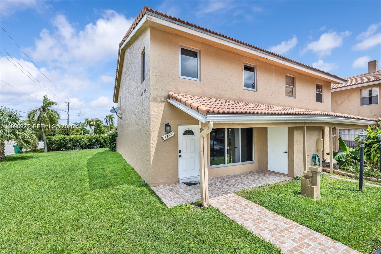 4299 Coral Springs Dr # 3A, Coral Springs FL 33065 photo 2