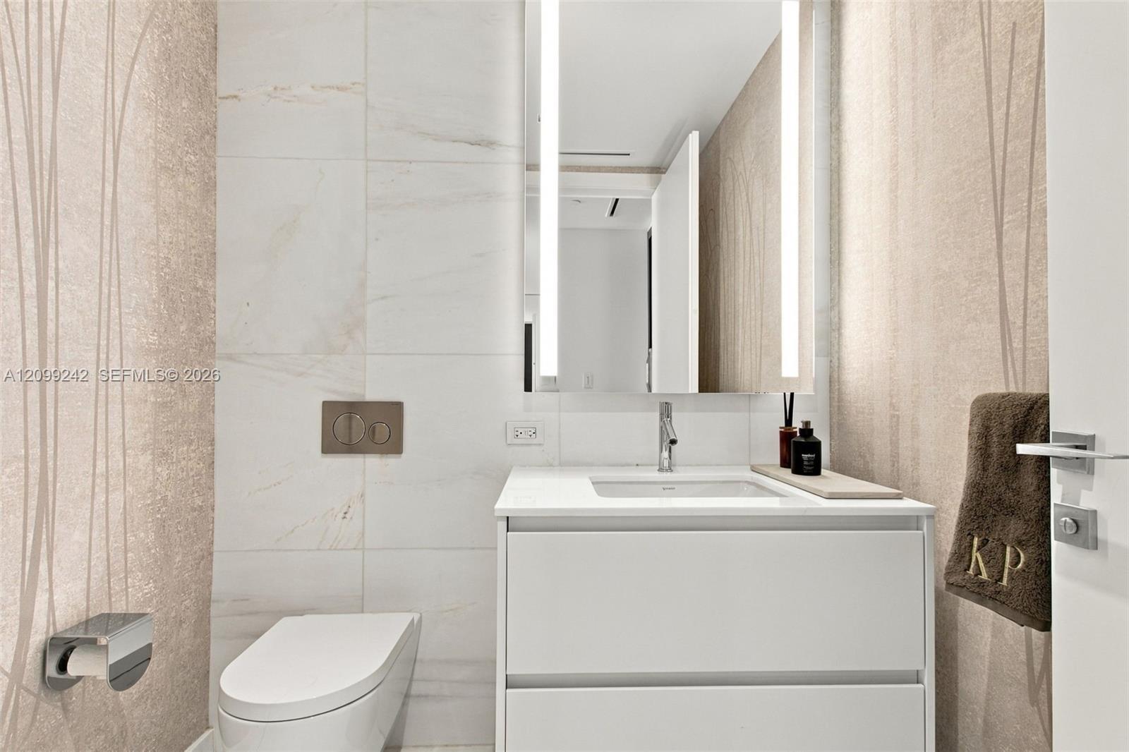 300 Biscayne Blvd Way # 5105W, Miami FL 33131 photo 5