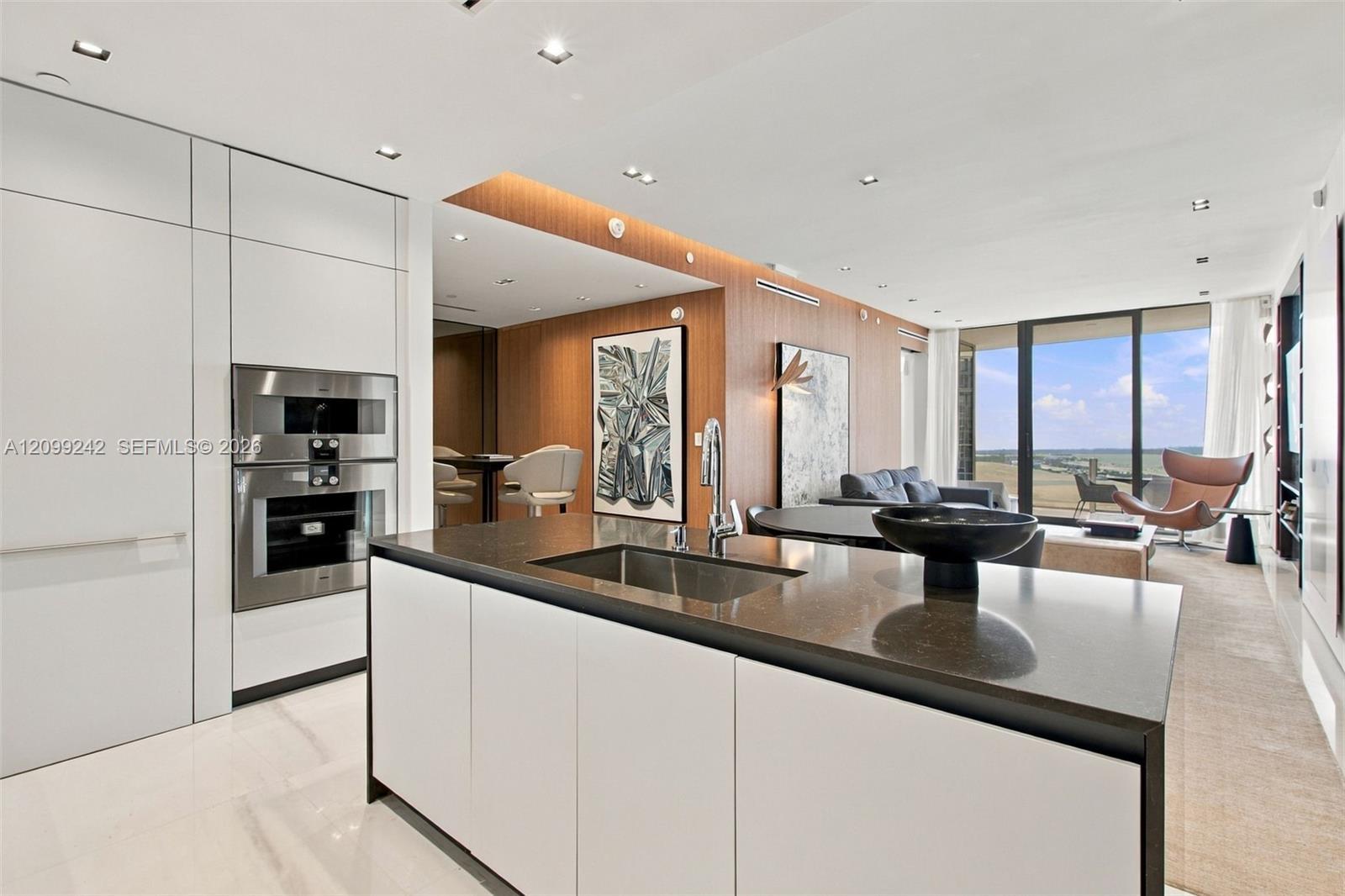 300 Biscayne Blvd Way # 5105W, Miami FL 33131 photo 4