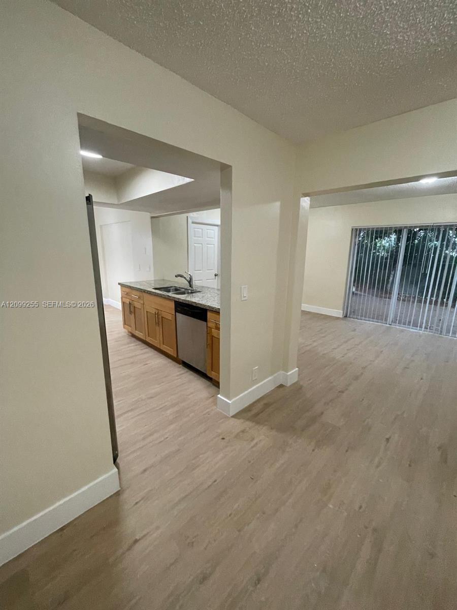 4986 SW 7th St, Margate FL 33068 photo 2