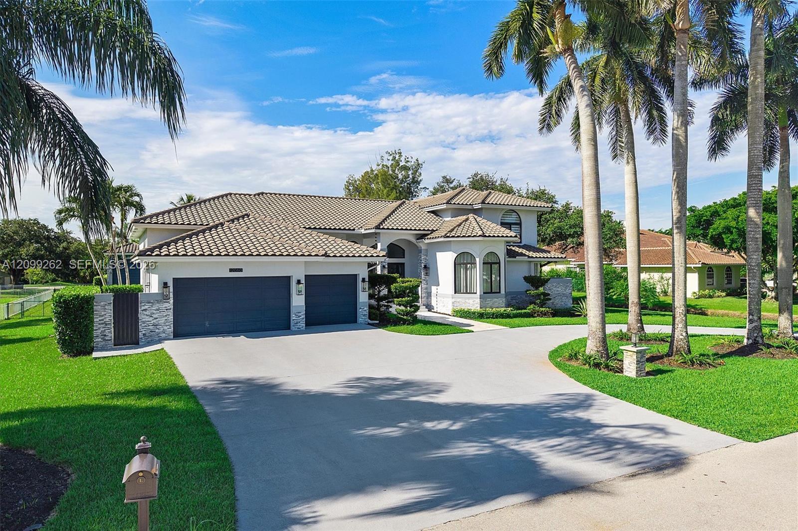 12060 NW 10th St, Plantation FL 33323 photo 3