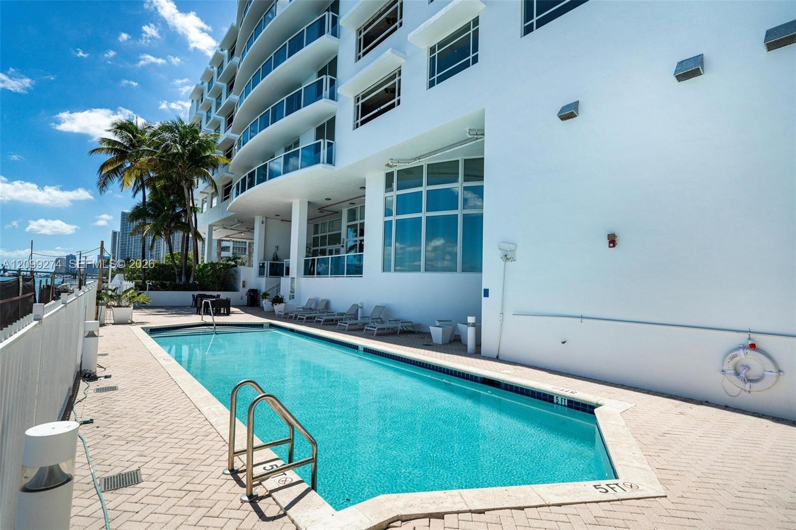 725 NE 22nd St, Miami FL 33137 photo 5