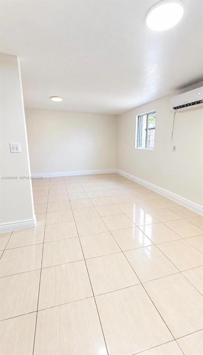 18545 NW 48th Pl # 1, Miami Gardens FL 33055 photo 2