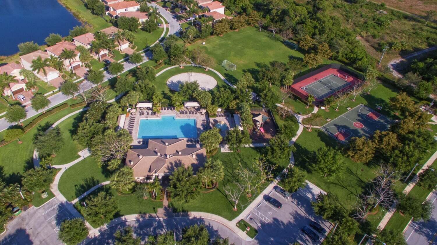 7530 Spatterdock Drive, Boynton Beach FL 33437 photo 2