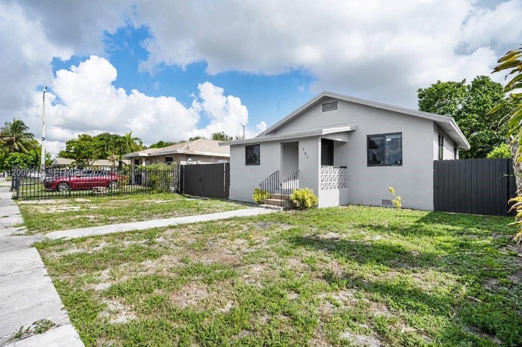 781 NW 108th St # 0, Miami FL 33168 photo 2