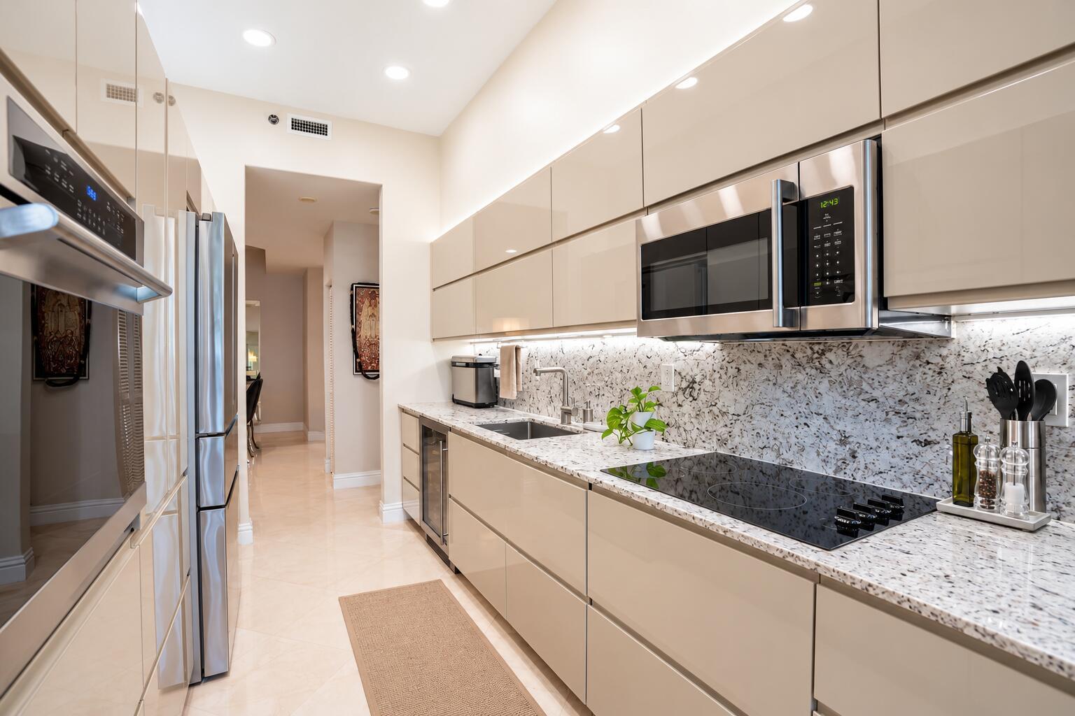 3600 YACHT CLUB Drive # 102, Aventura FL 33180 photo 4