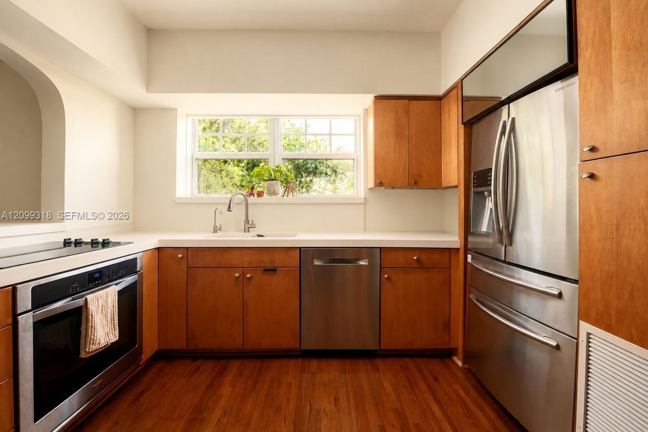 1061 Meridian Ave # 2A, Miami Beach FL 33139 photo 3