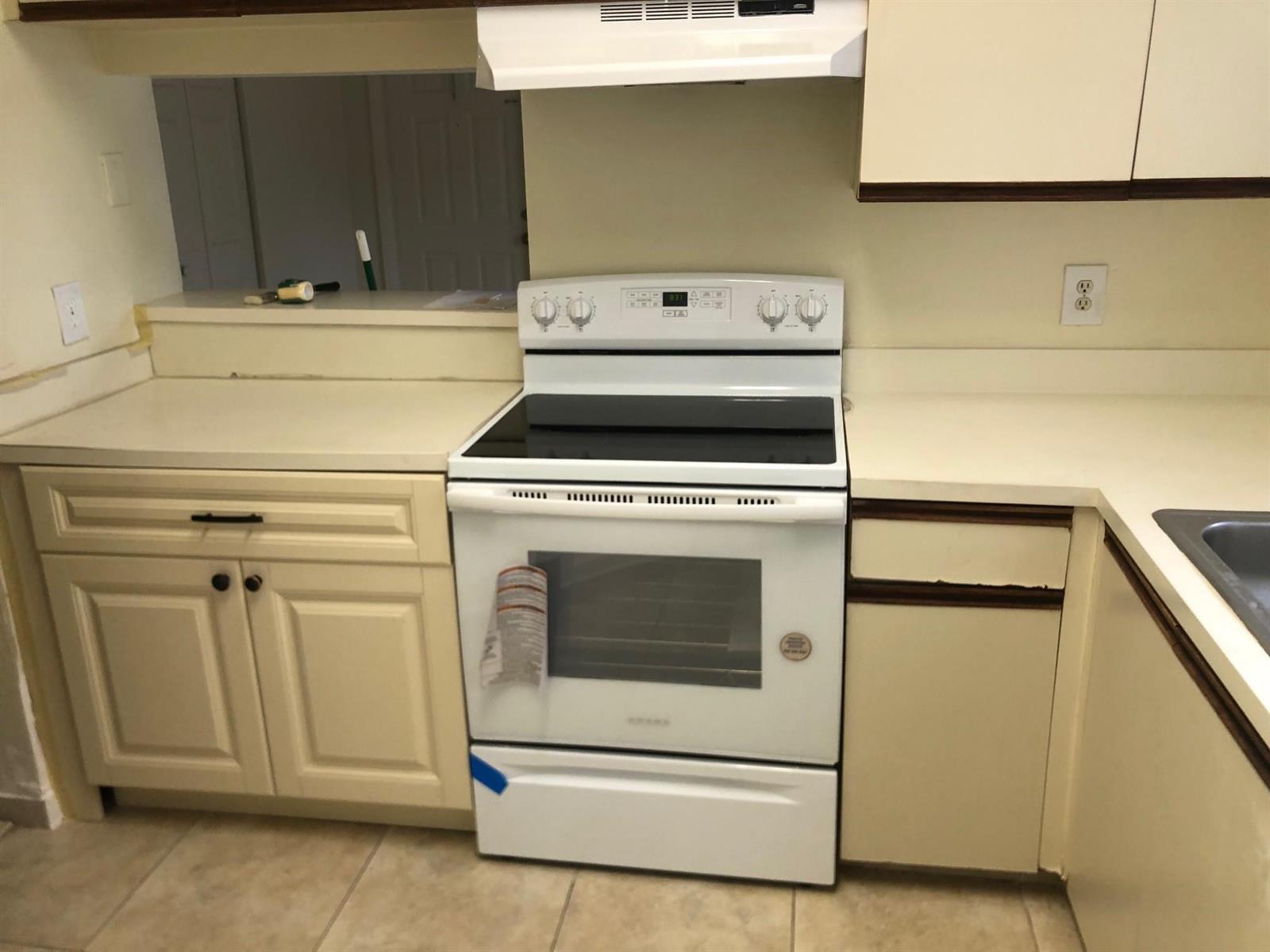 601 CYPRESS LAKE Boulevard # G14, Deerfield Beach FL 33064 photo 4
