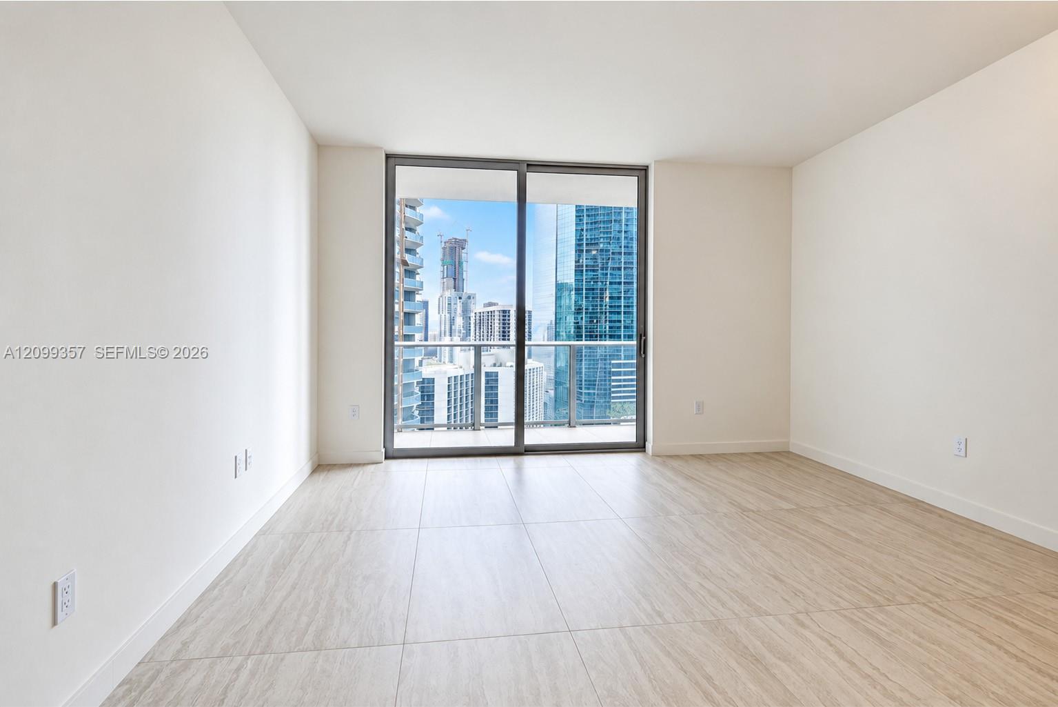 77 SE 5th St # 2903, Miami FL 33131 photo 3