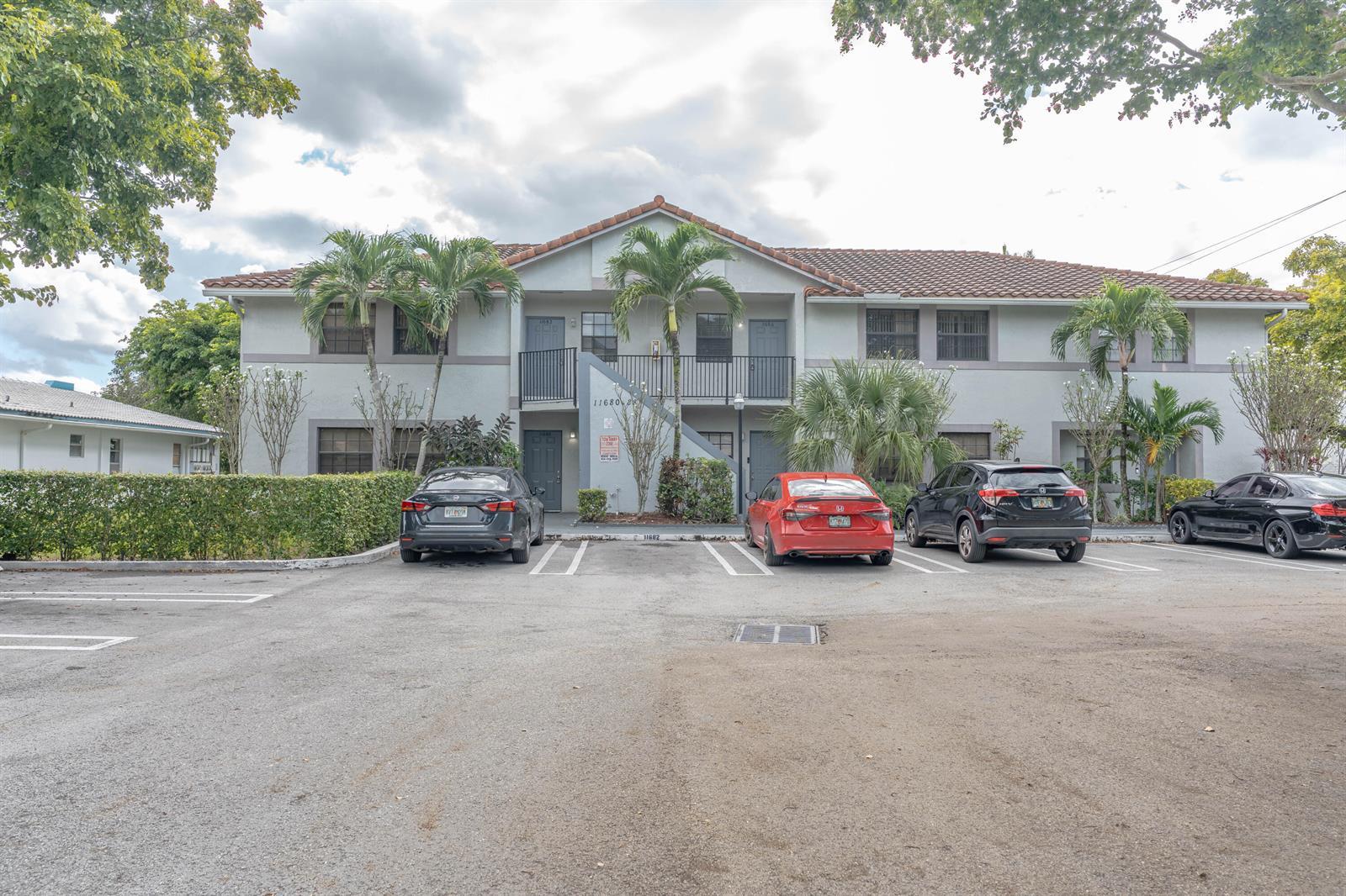 11684 NW 39th Street, Coral Springs FL 33065