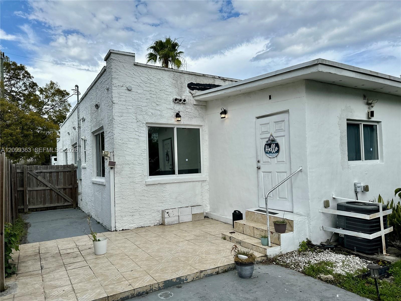 1284 NW 39 ST, Miami FL 33142 photo 5