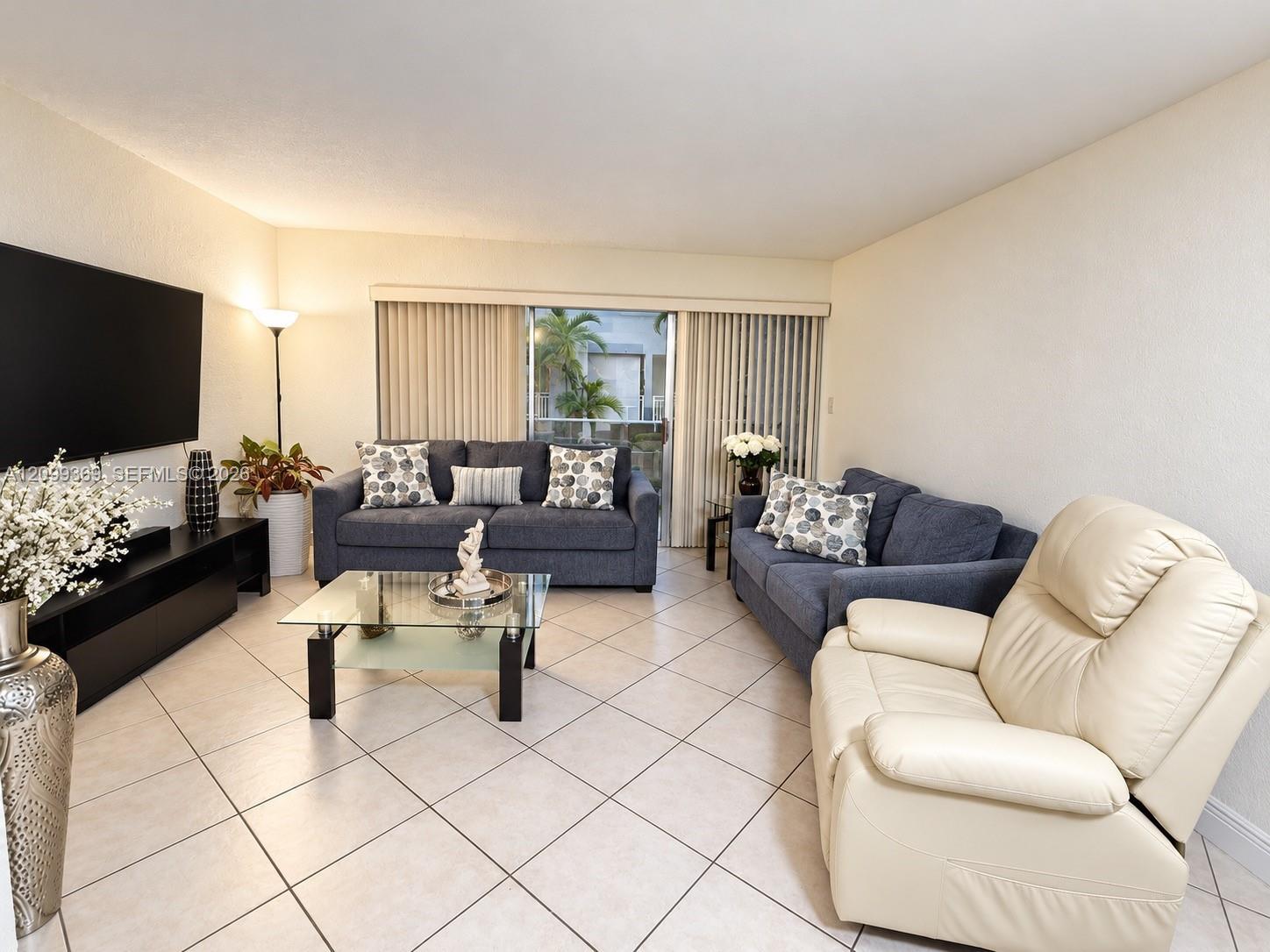 9353 Fontainebleau Blvd # A216, Miami FL 33172 photo 4