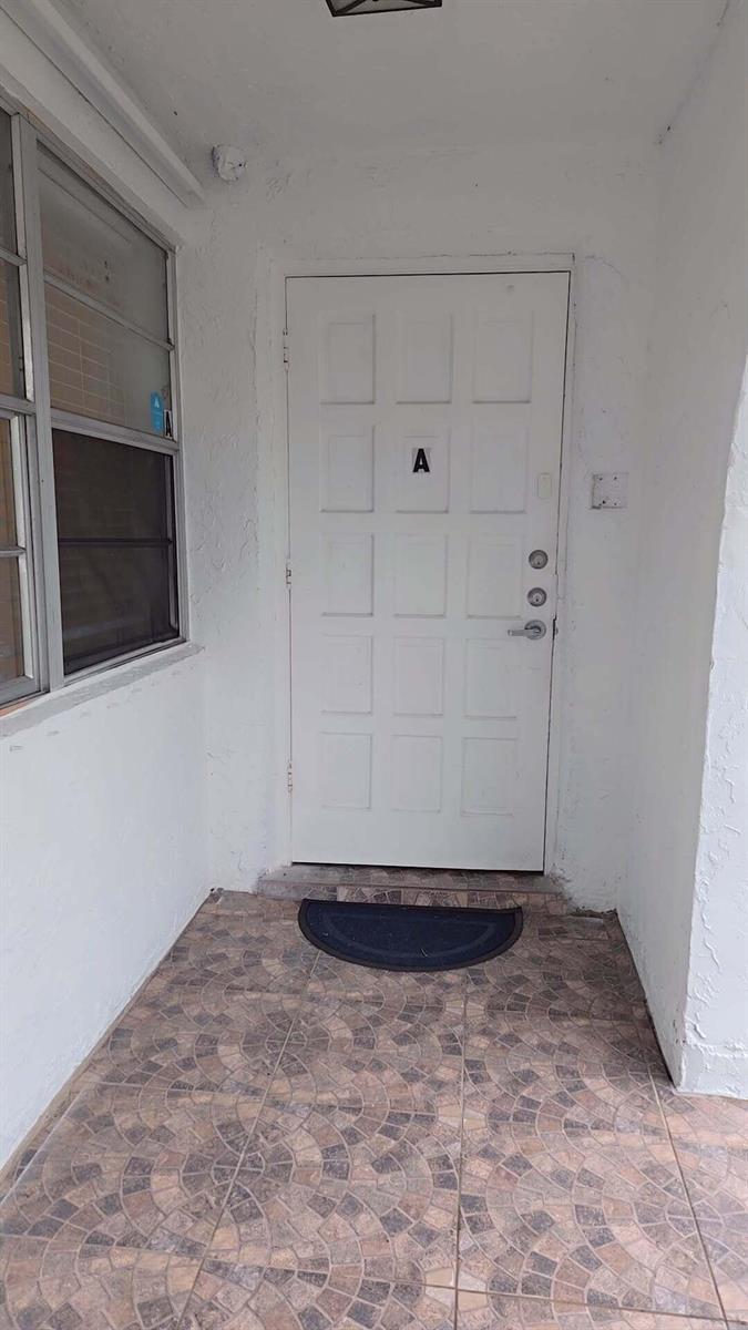 2521 SW 58th Manor, Fort Lauderdale FL 33312 photo 2