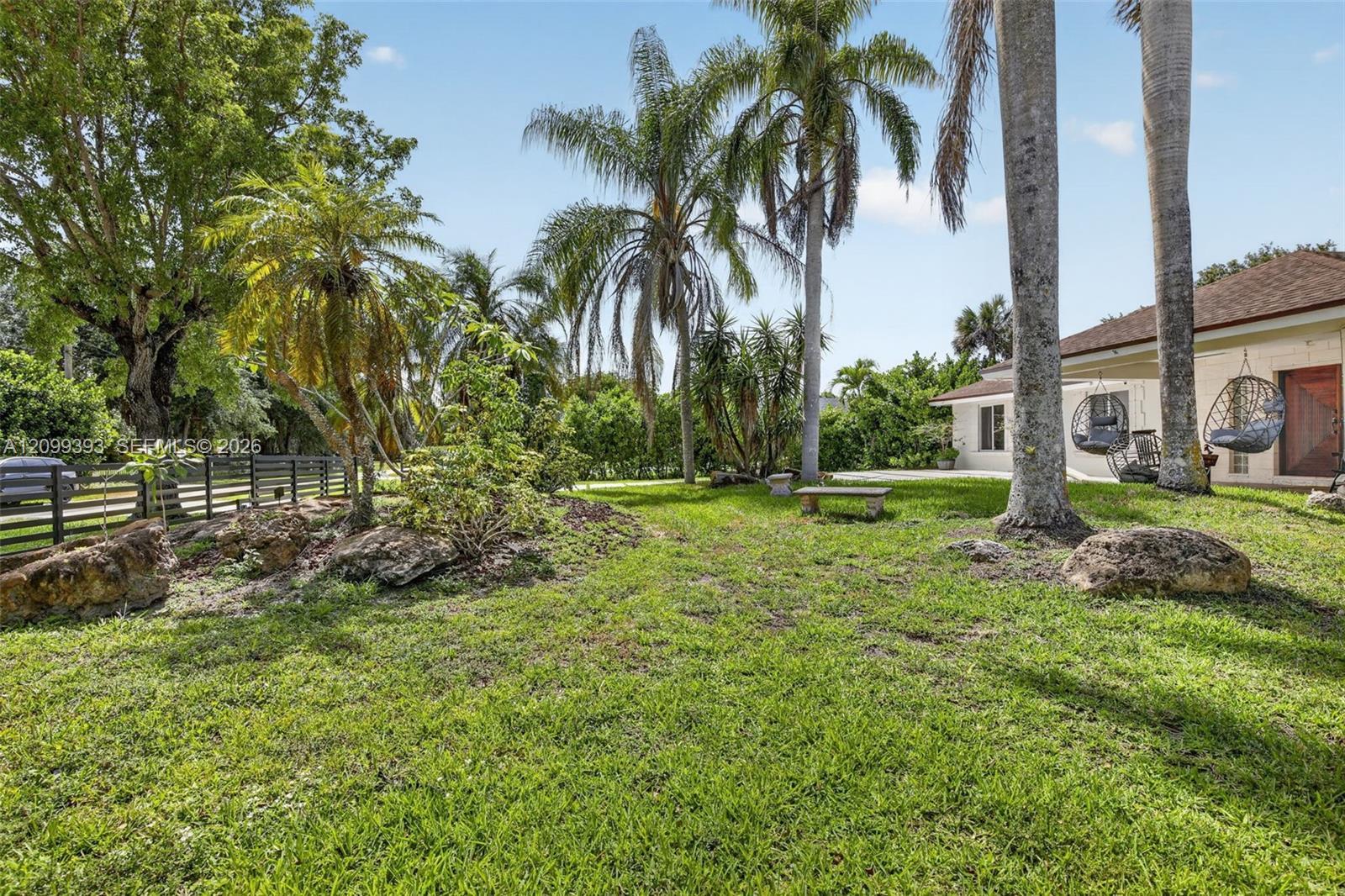14401 SW 23rd St, Davie FL 33325 photo 2
