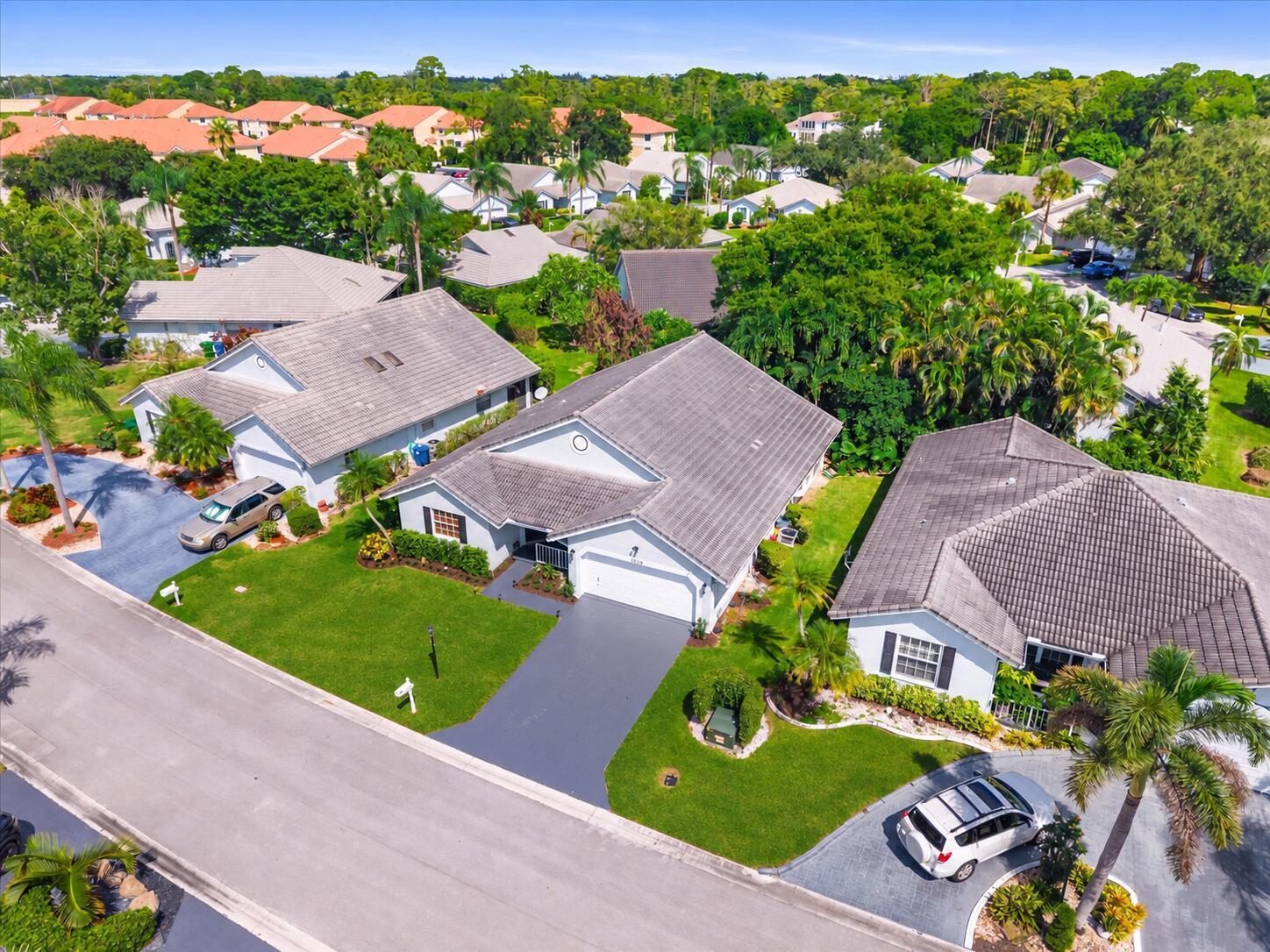 5309 Pine Circle, Coral Springs FL 33067