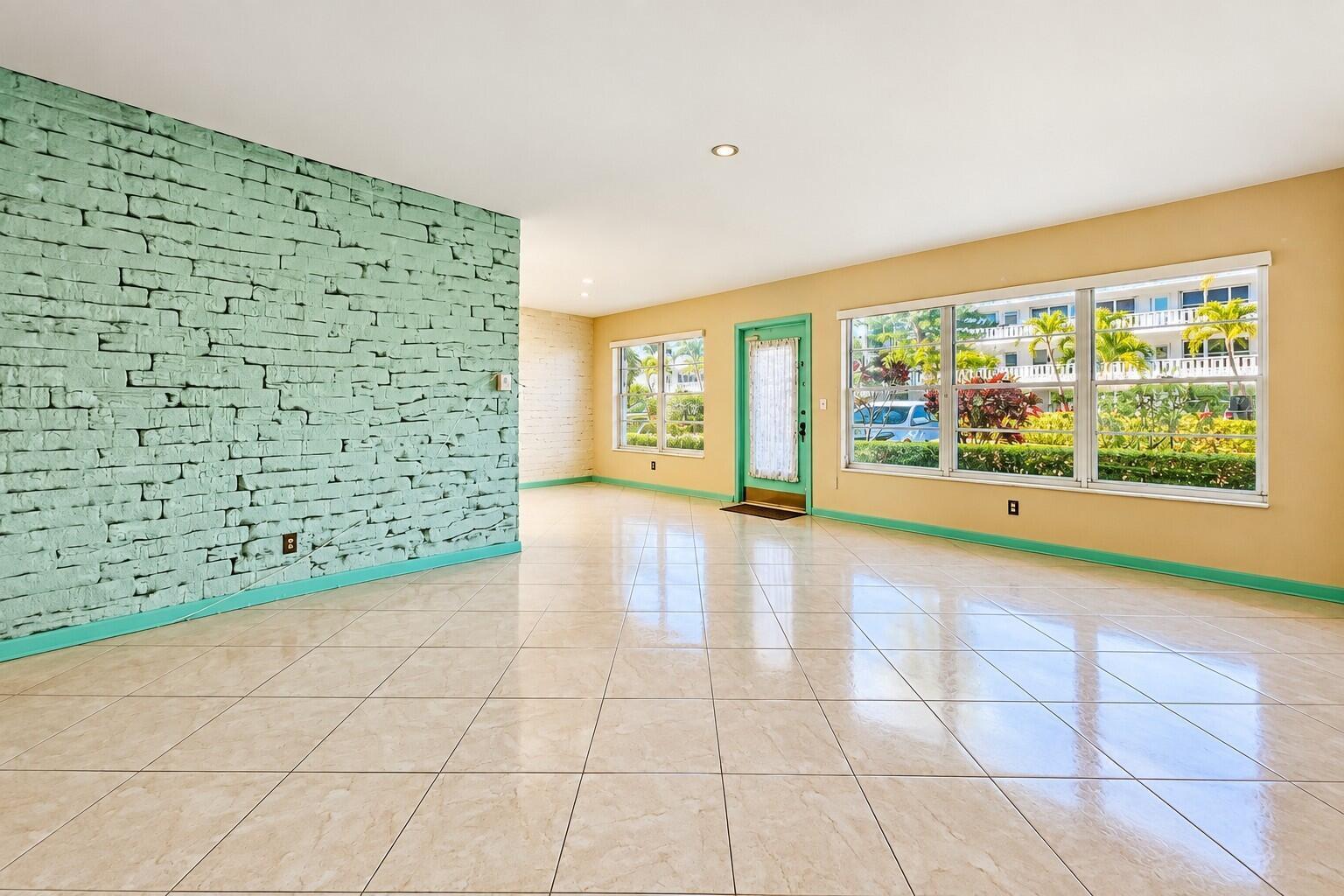 110 WELLINGTON B, West Palm Beach FL 33417 photo 5