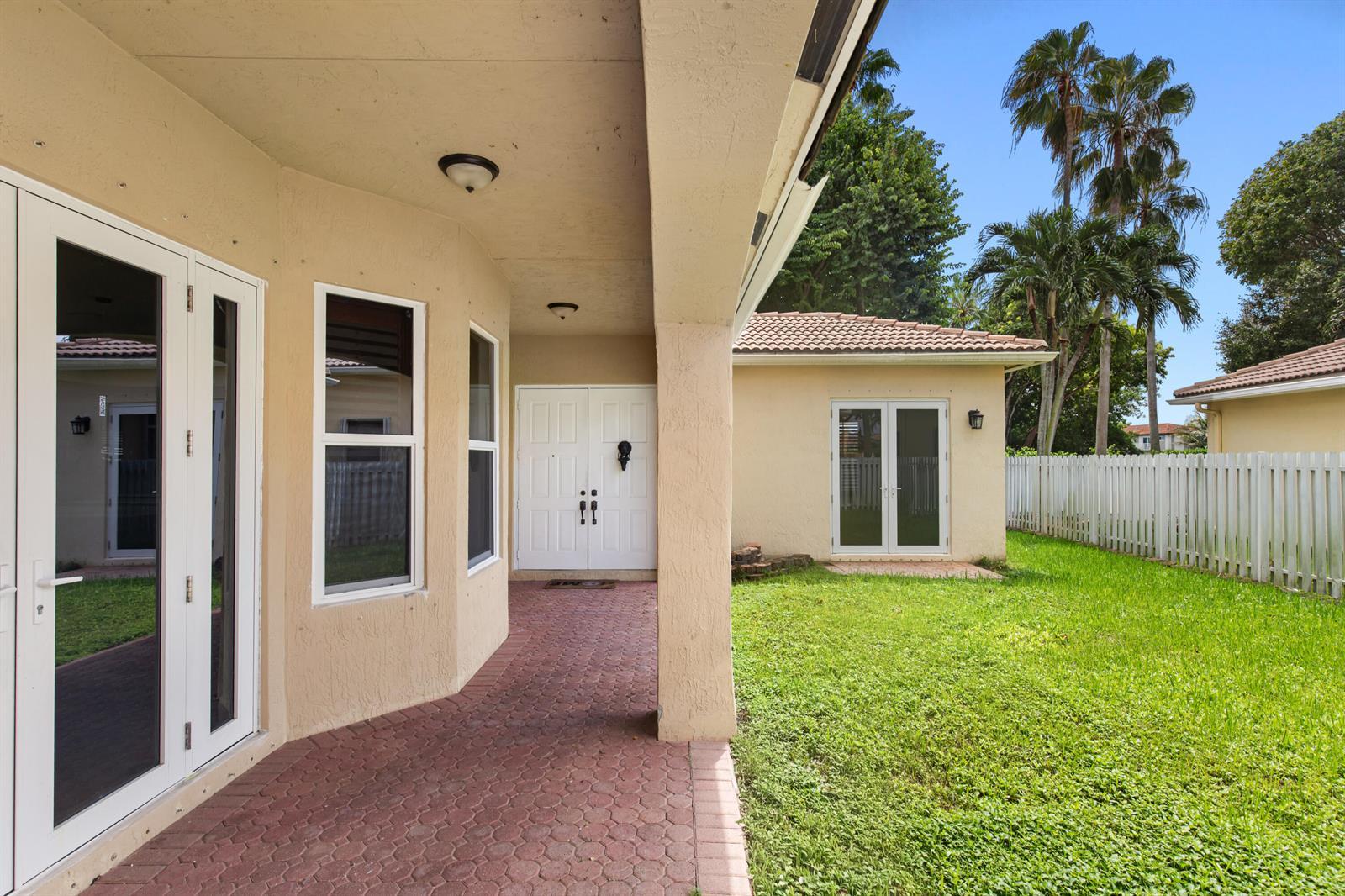 2731 SW 130TH Terrace, Miramar FL 33027 photo 3
