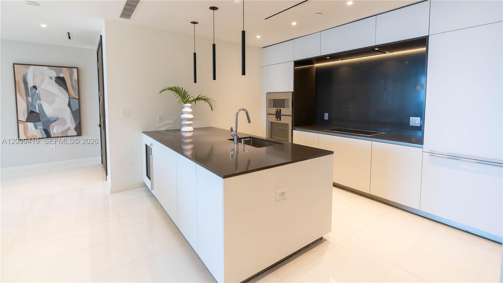300 Biscayne Boulevard Way # 503C, Miami FL 33131 photo 3