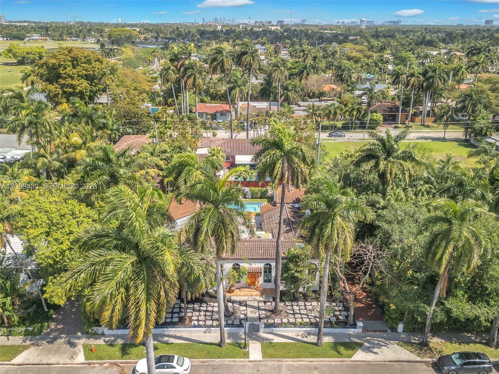 1321 Tyler St, Hollywood FL 33019 photo 5