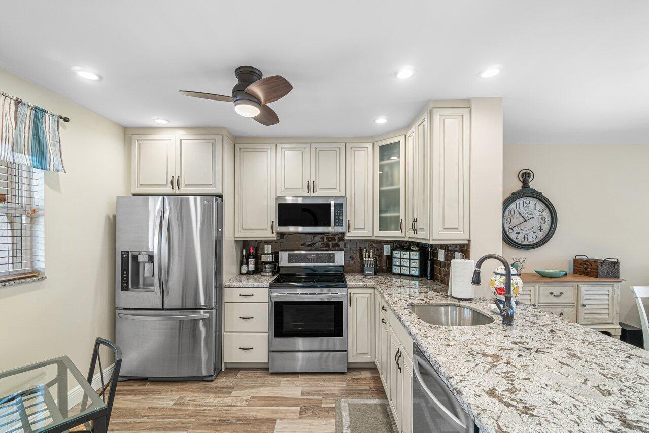 250 NE 20th Street # 230, Boca Raton FL 33431 photo 3